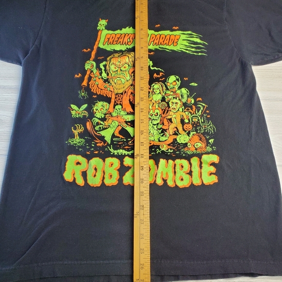 Rob Zombie Freaks on Parade Glow in Dark Concert Shirt sz Large - Picture 8 of 9